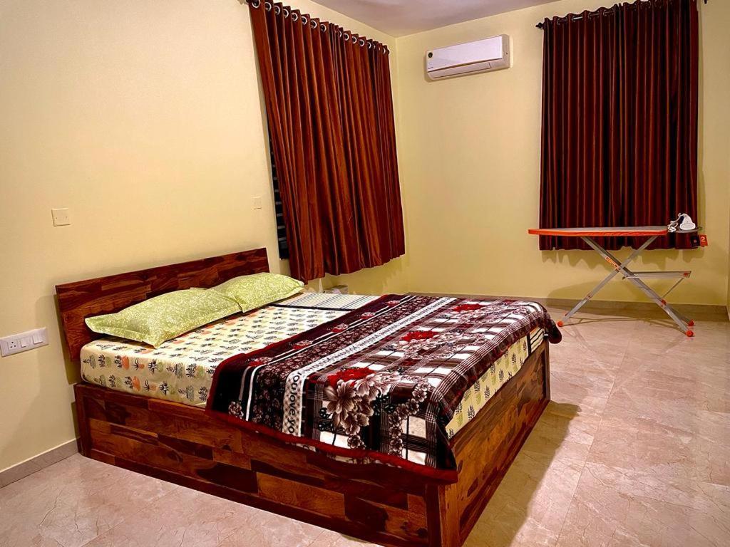 Aikya Kadri #Your Home Away From Home# Non Smoke# Vegetarians Preferred# Strictly For Families Mangalore Eksteriør billede