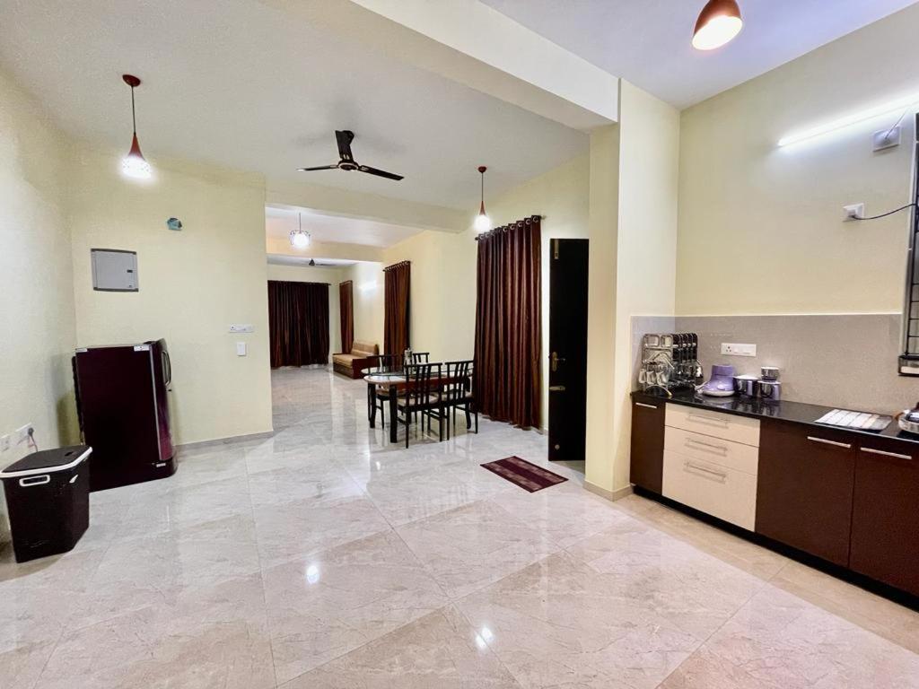 Aikya Kadri #Your Home Away From Home# Non Smoke# Vegetarians Preferred# Strictly For Families Mangalore Eksteriør billede